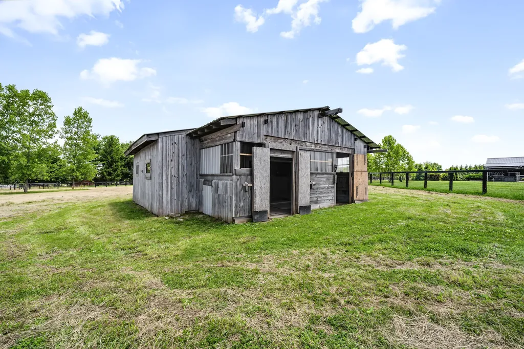 267 Silas Road Paris KY 40361