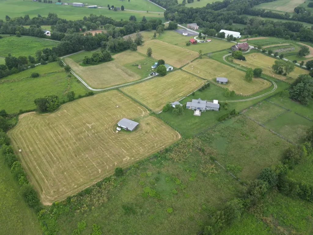 267 Silas Road Paris KY 40361