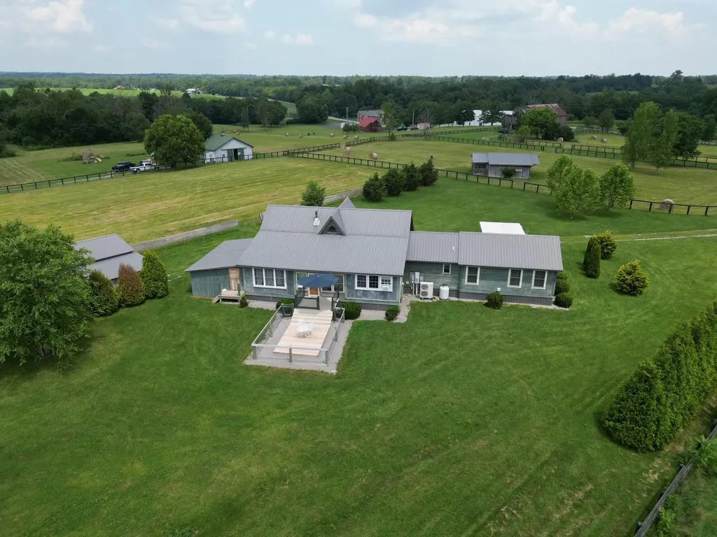 267 Silas Road Paris KY 40361