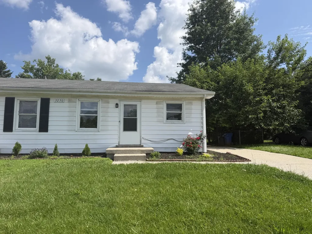3230 Aqueduct Drive Lexington KY 40517