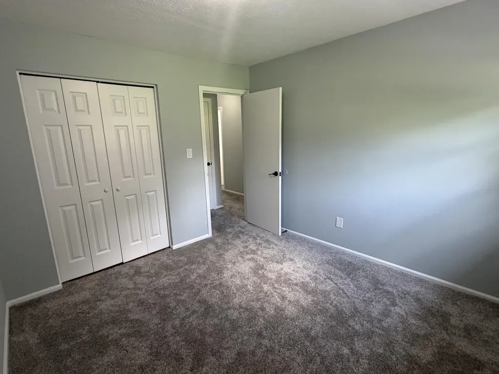 3230 Aqueduct Drive Lexington KY 40517