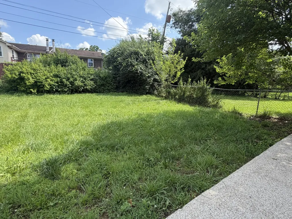 3230 Aqueduct Drive Lexington KY 40517