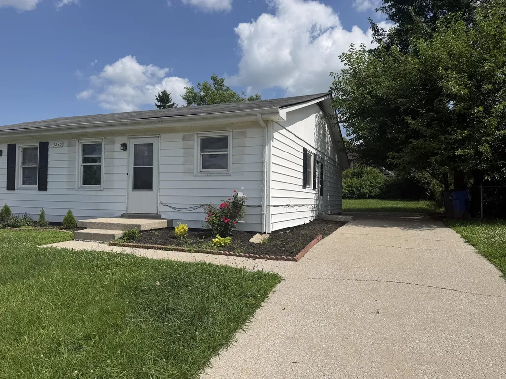 3230 Aqueduct Drive Lexington KY 40517