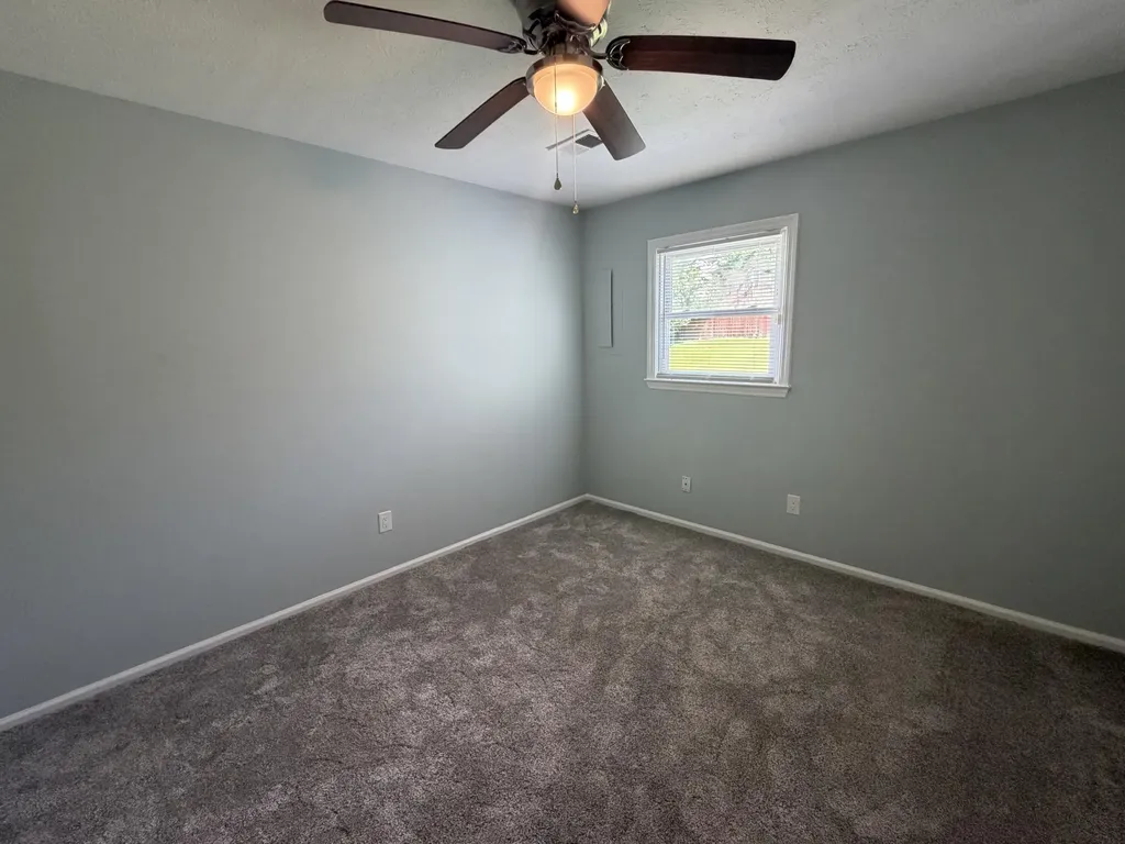 3230 Aqueduct Drive Lexington KY 40517