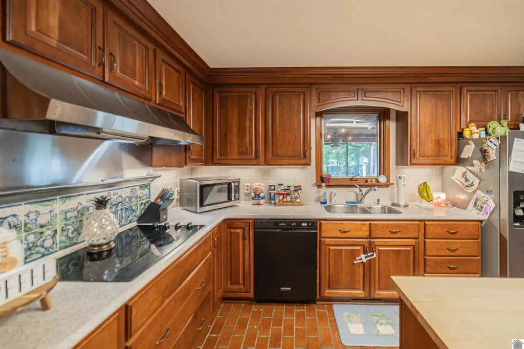 1274 Hedge Lane Paducah KY 42001