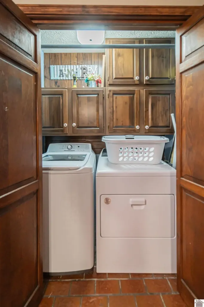 1274 Hedge Lane Paducah KY 42001