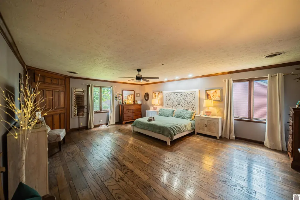 1274 Hedge Lane Paducah KY 42001