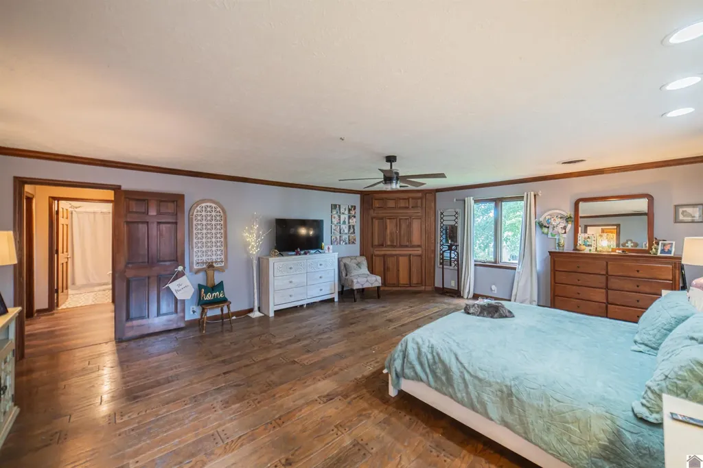 1274 Hedge Lane Paducah KY 42001