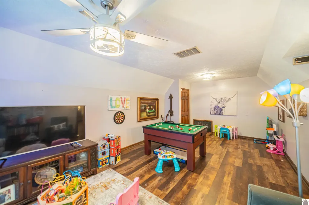 1274 Hedge Lane Paducah KY 42001