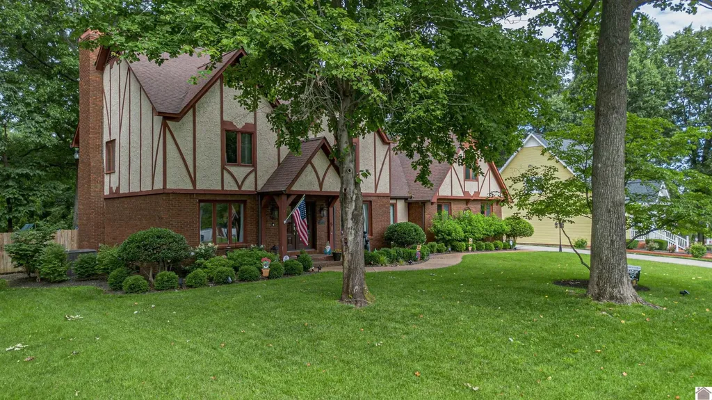 1274 Hedge Lane Paducah KY 42001