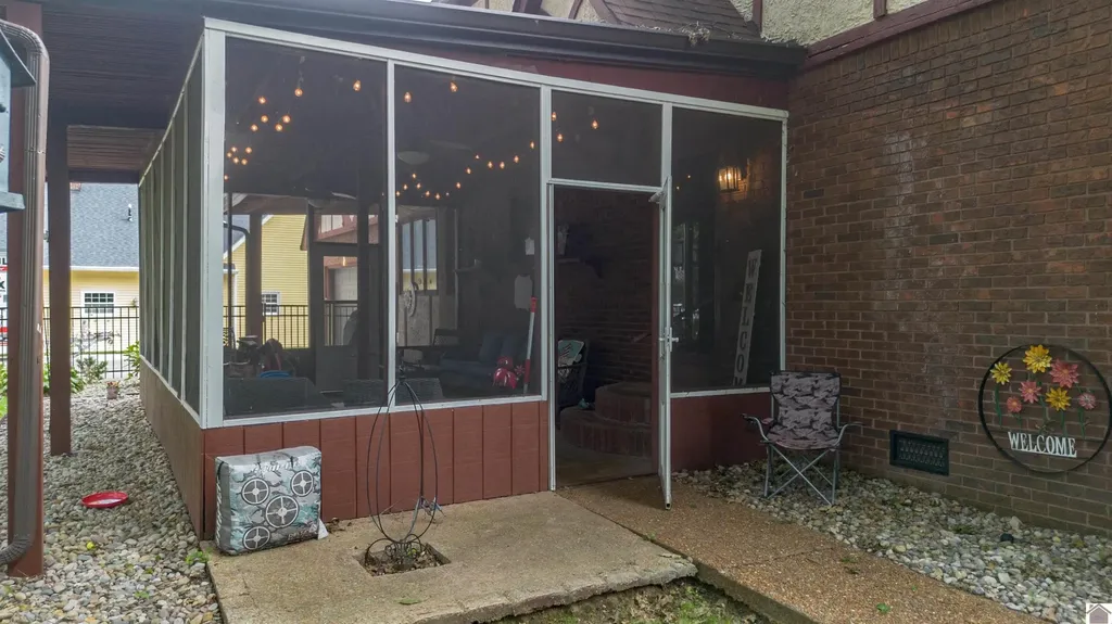1274 Hedge Lane Paducah KY 42001