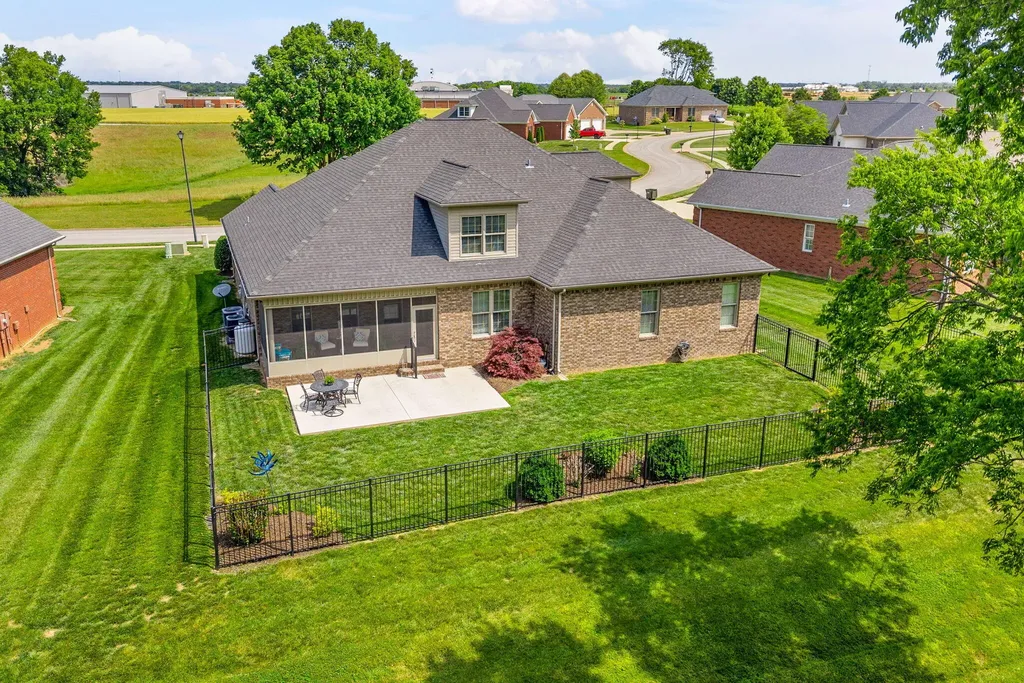 111 Sherinton Place Hopkinsville KY 42240
