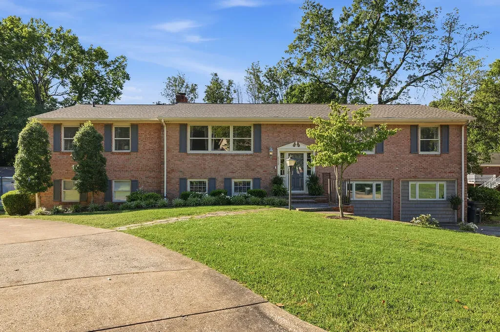 4328 Harts Court Paducah KY 42001