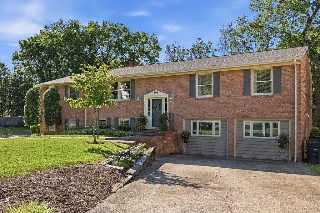 4328 Harts Court Paducah KY 42001