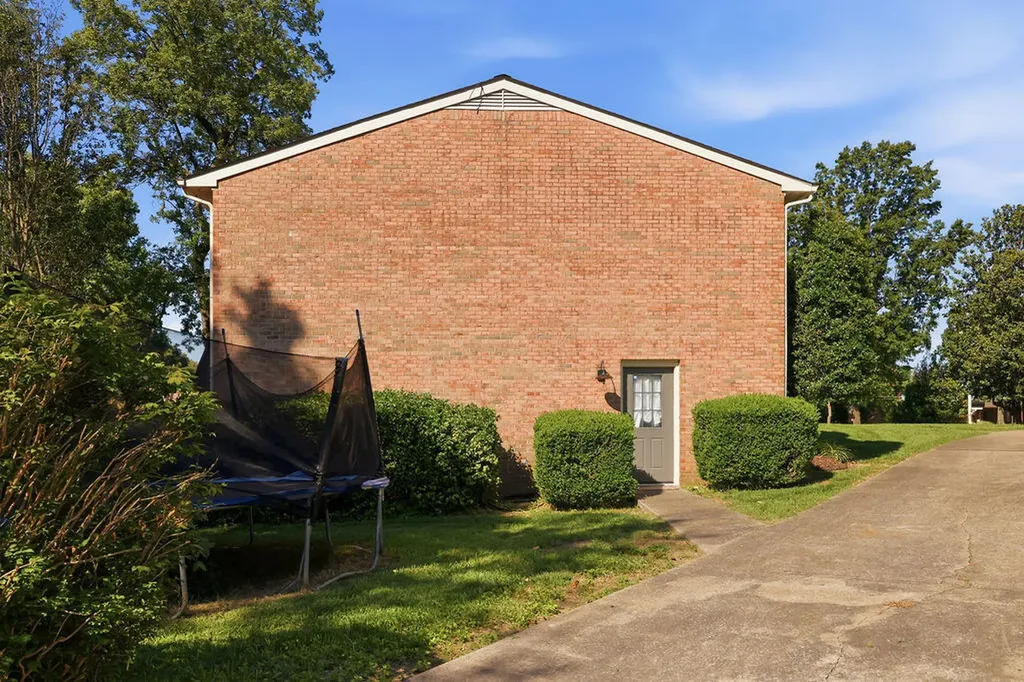 4328 Harts Court Paducah KY 42001