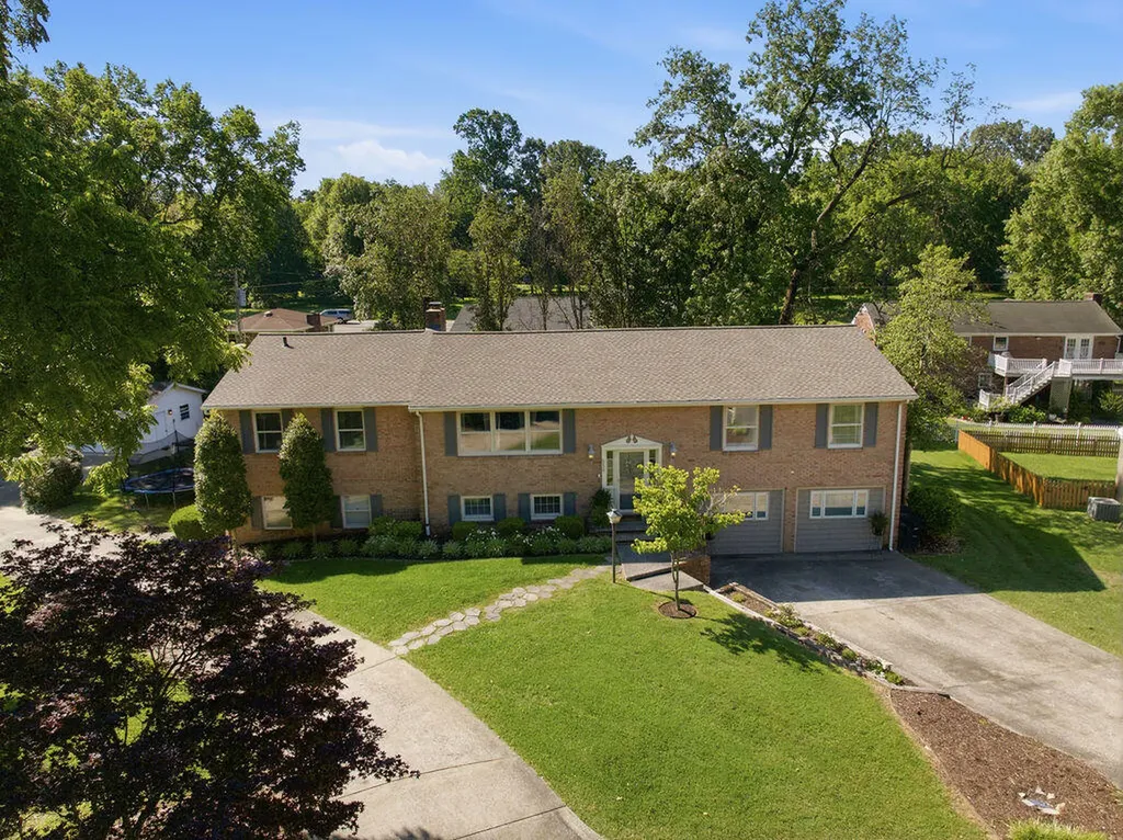 4328 Harts Court Paducah KY 42001