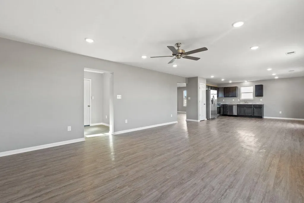 186 Oxford Landing Drive Georgetown KY 40324