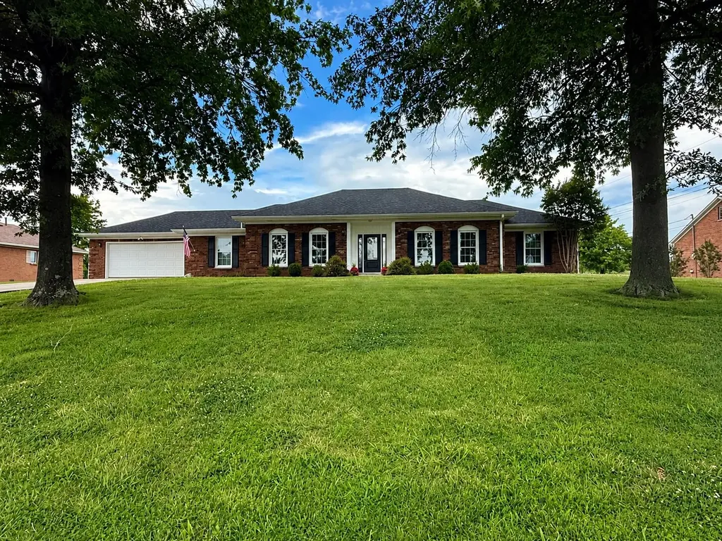 521 Shenandoah Drive Harrodsburg KY 40330