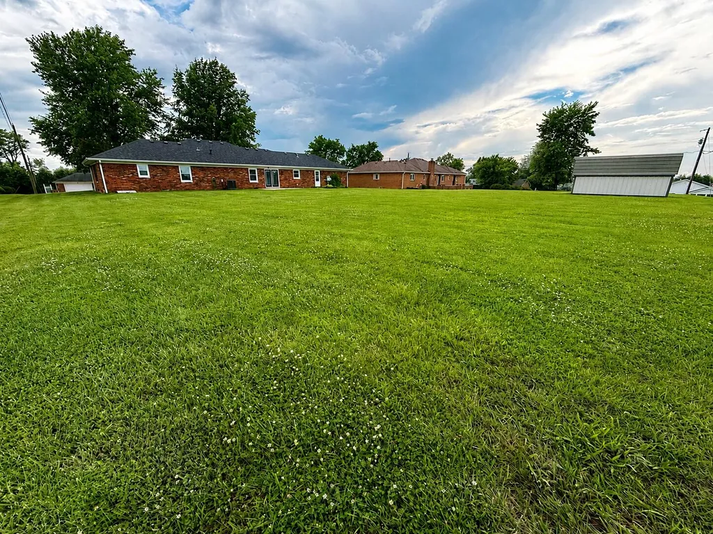 521 Shenandoah Drive Harrodsburg KY 40330