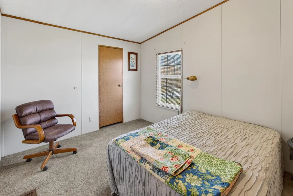 2526 Axel Creek Road Salem KY 42078