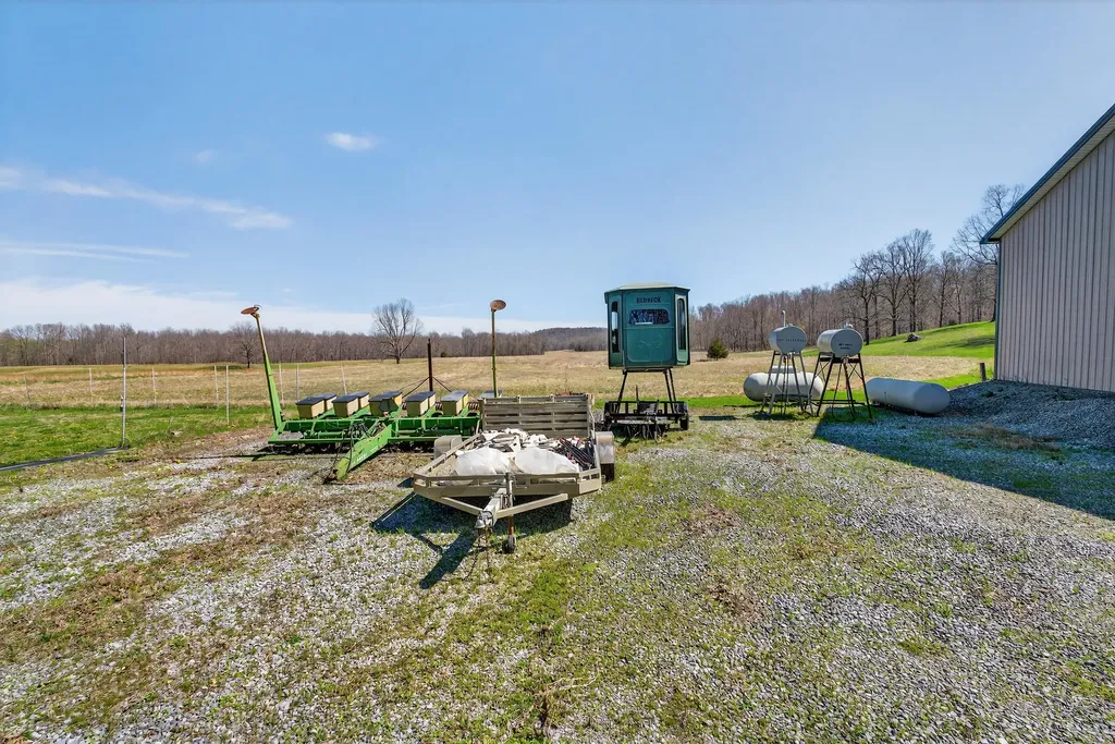2526 Axel Creek Road Salem KY 42078