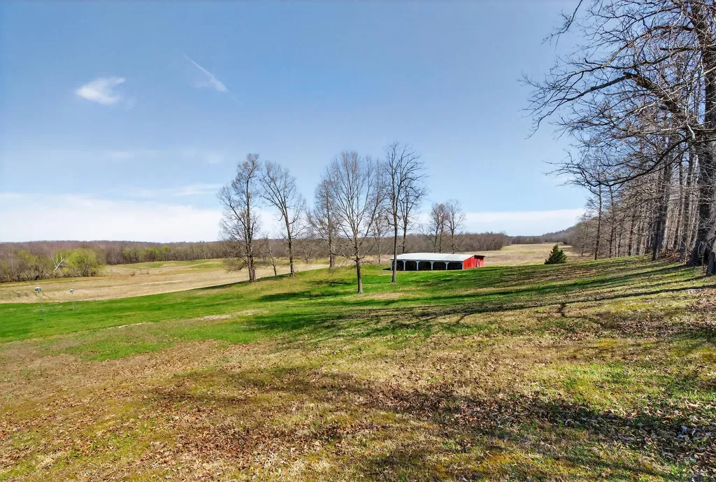 2526 Axel Creek Road Salem KY 42078