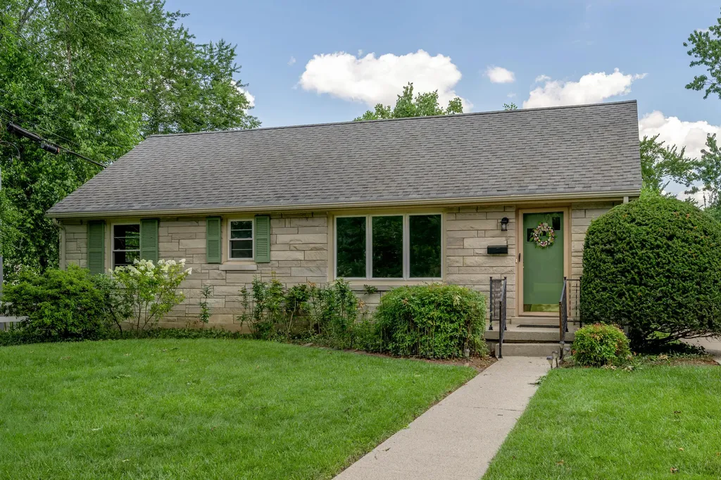 209 E Lowry Lane Lexington KY 40503