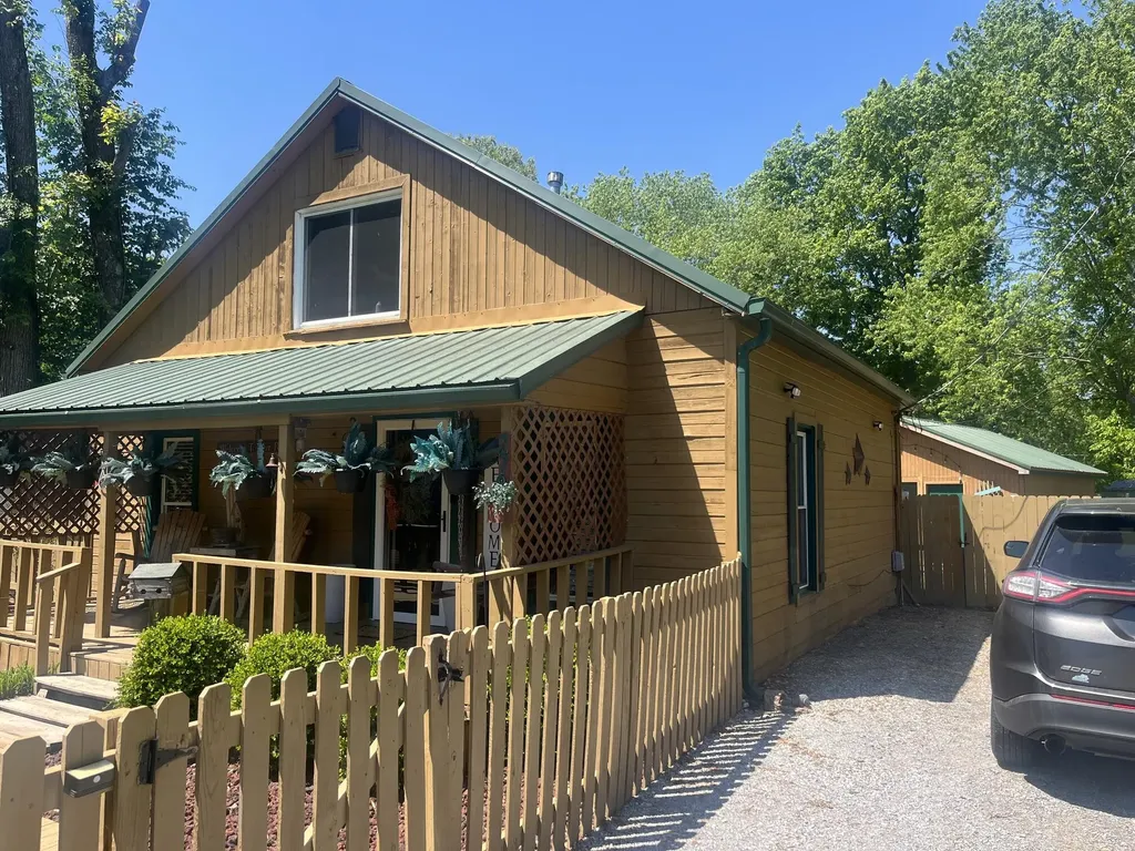 278 Lone Valley Road Gilbertsville KY 42044
