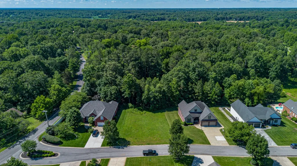 255 Forest Ridge Cove Paducah KY 42003