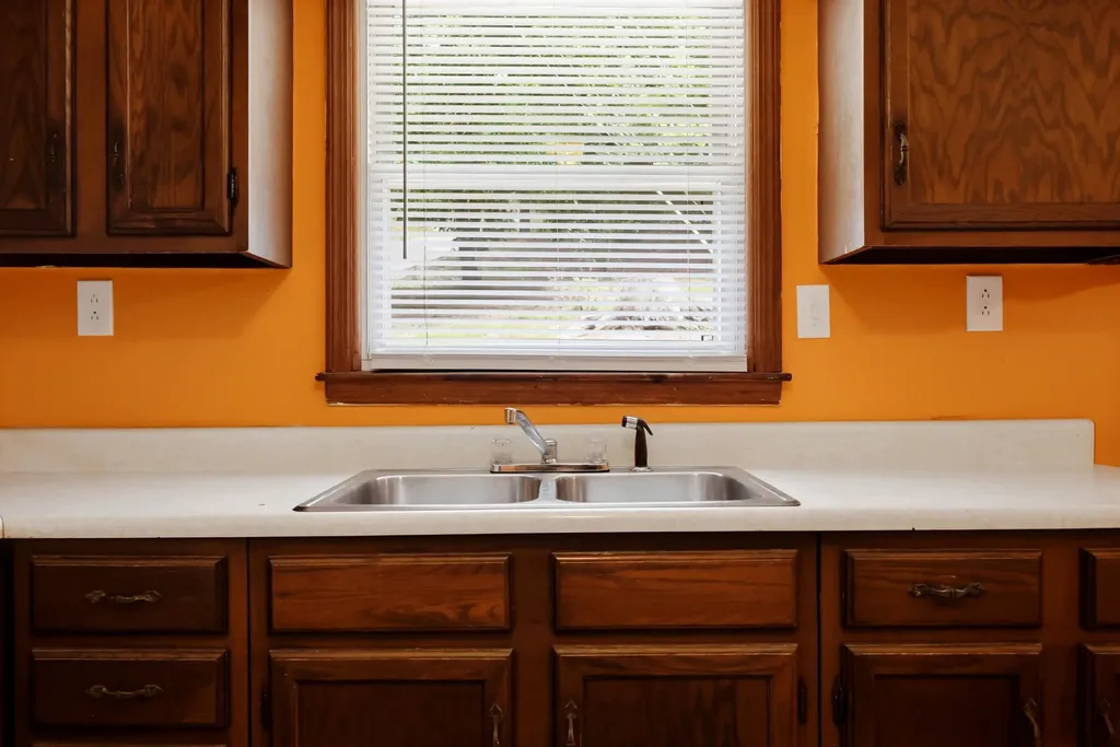104 Crouch Lane Irvine KY 40336