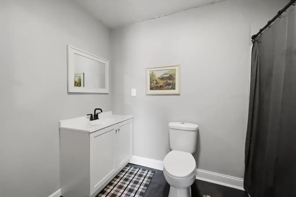 104 Crouch Lane Irvine KY 40336