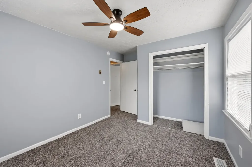 104 Crouch Lane Irvine KY 40336