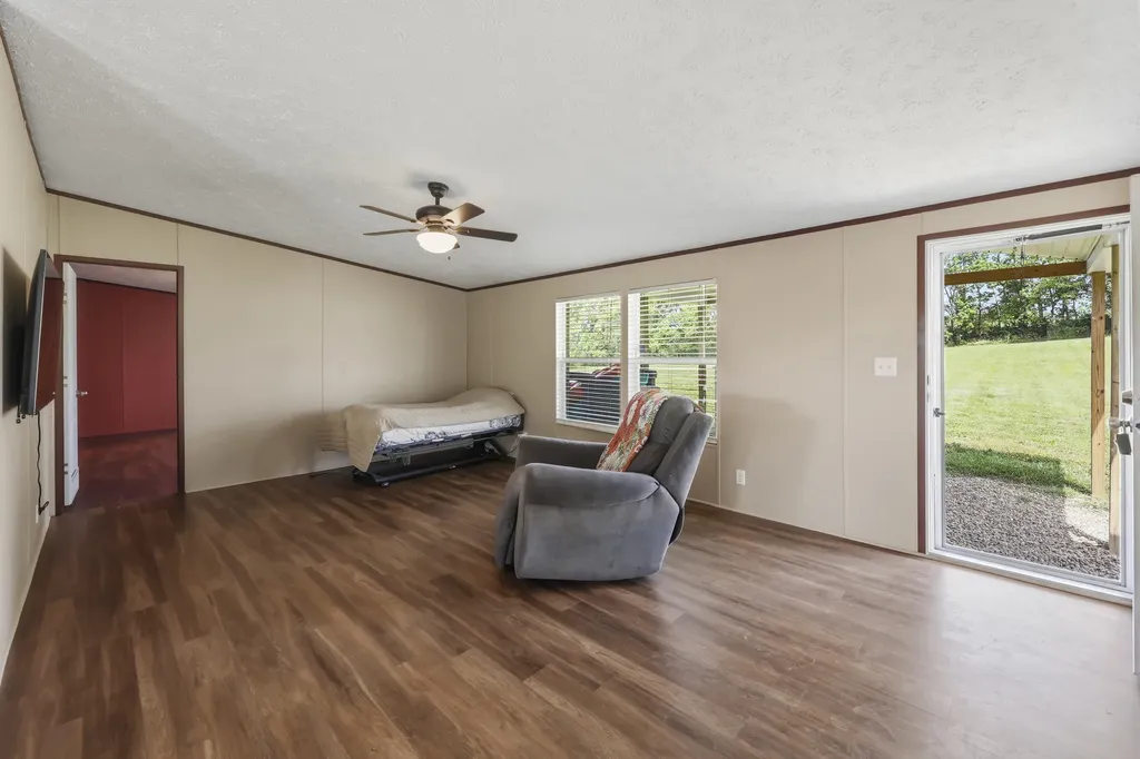 1679 Pleasant Spring Road Carlisle KY 40311