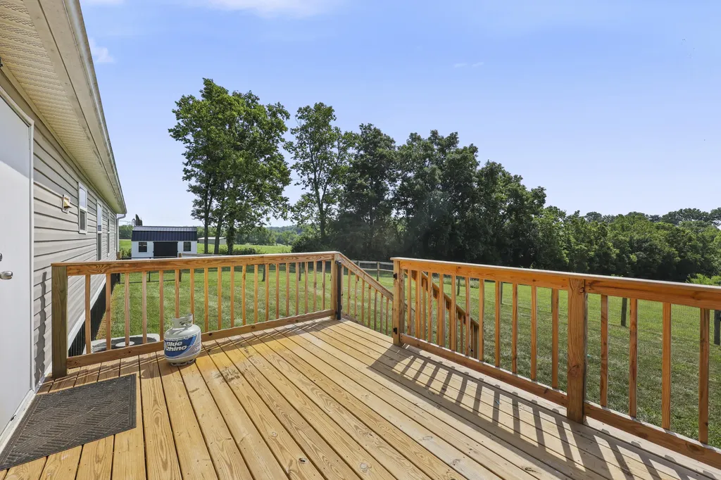 1679 Pleasant Spring Road Carlisle KY 40311