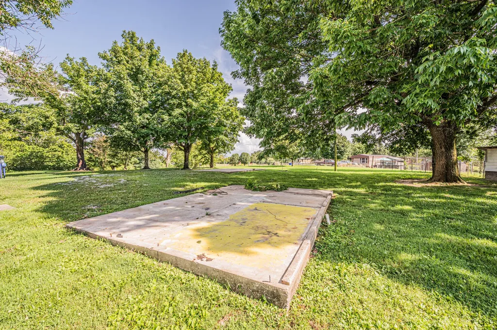 1575 Blue Level Providence Road Rockfield KY 42274