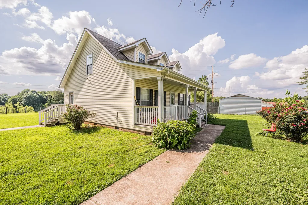 1575 Blue Level Providence Road Rockfield KY 42274