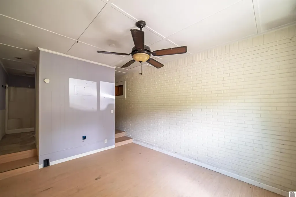 312 Anita Lane Ledbetter KY 42058