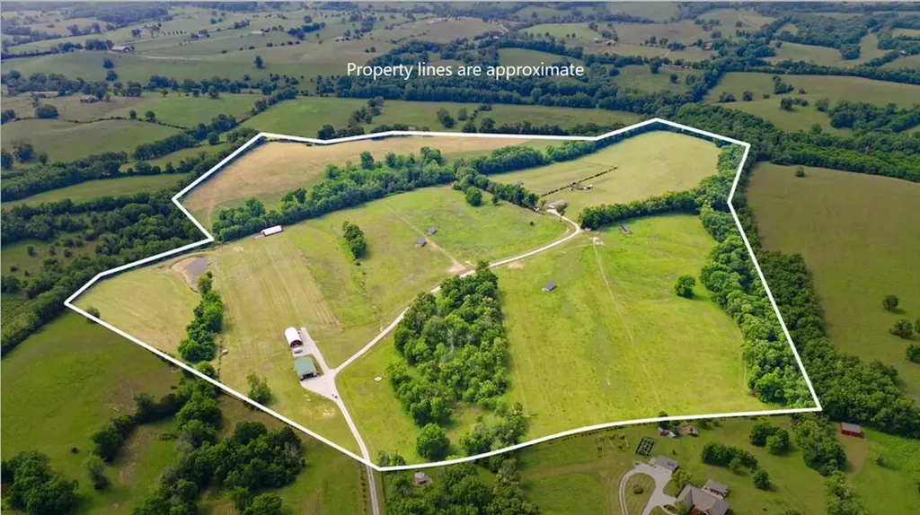 1679 Pleasant Spring Road Carlisle KY 40311
