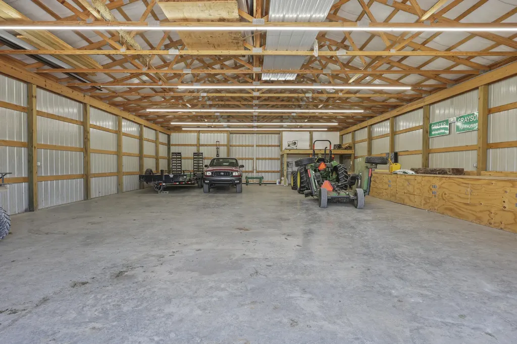 1679 Pleasant Spring Road Carlisle KY 40311