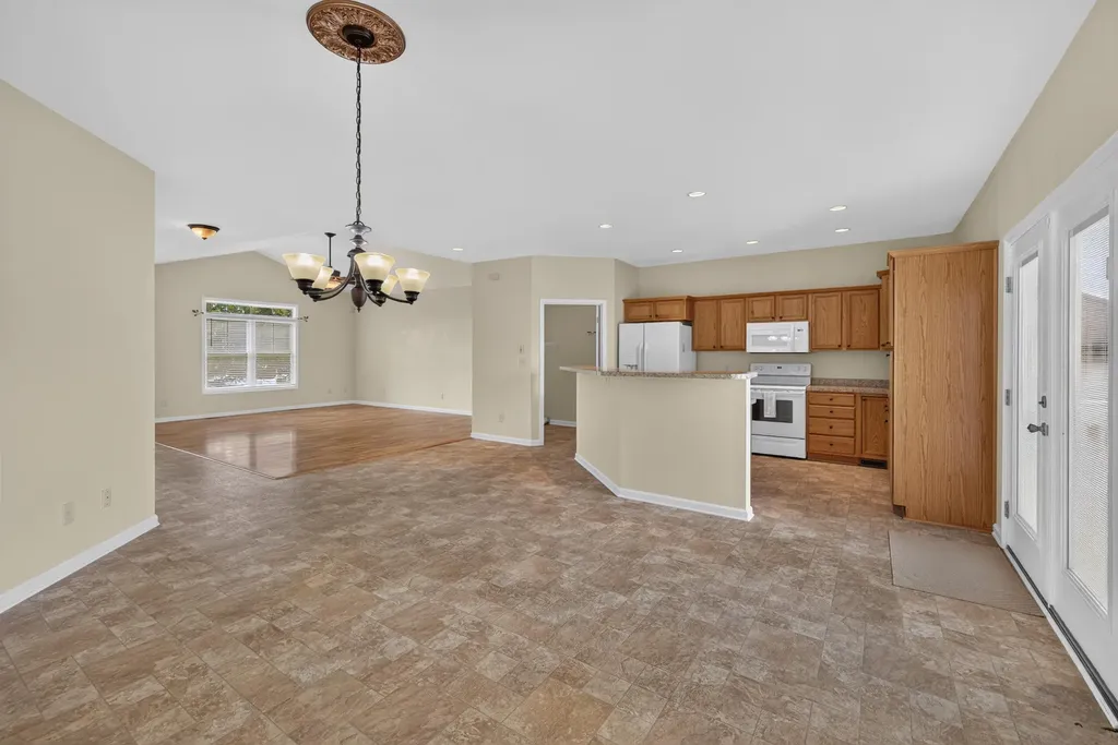 1717 Betty's Court Lexington KY 40505