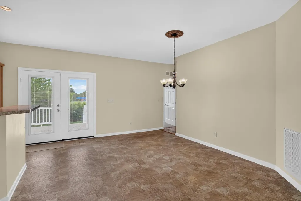 1717 Betty's Court Lexington KY 40505