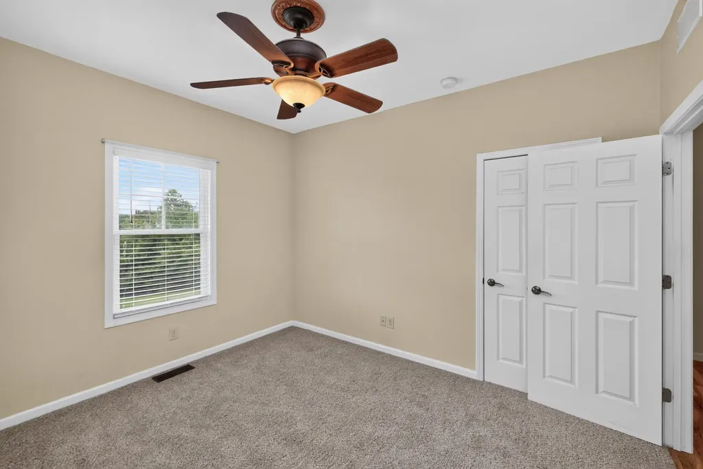 1717 Betty's Court Lexington KY 40505
