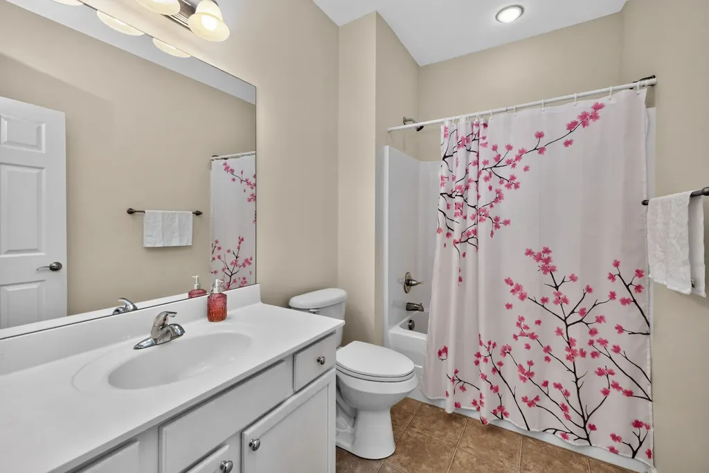 1717 Betty's Court Lexington KY 40505