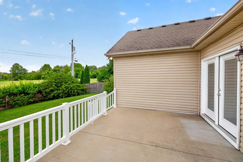 1717 Betty's Court Lexington KY 40505