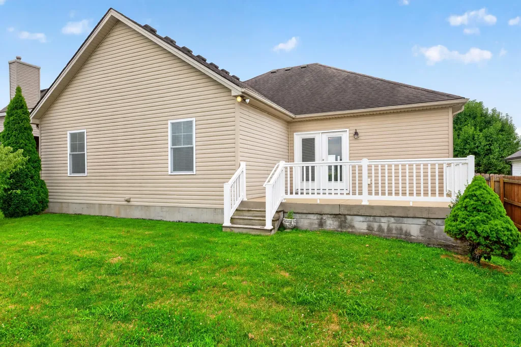 1717 Betty's Court Lexington KY 40505