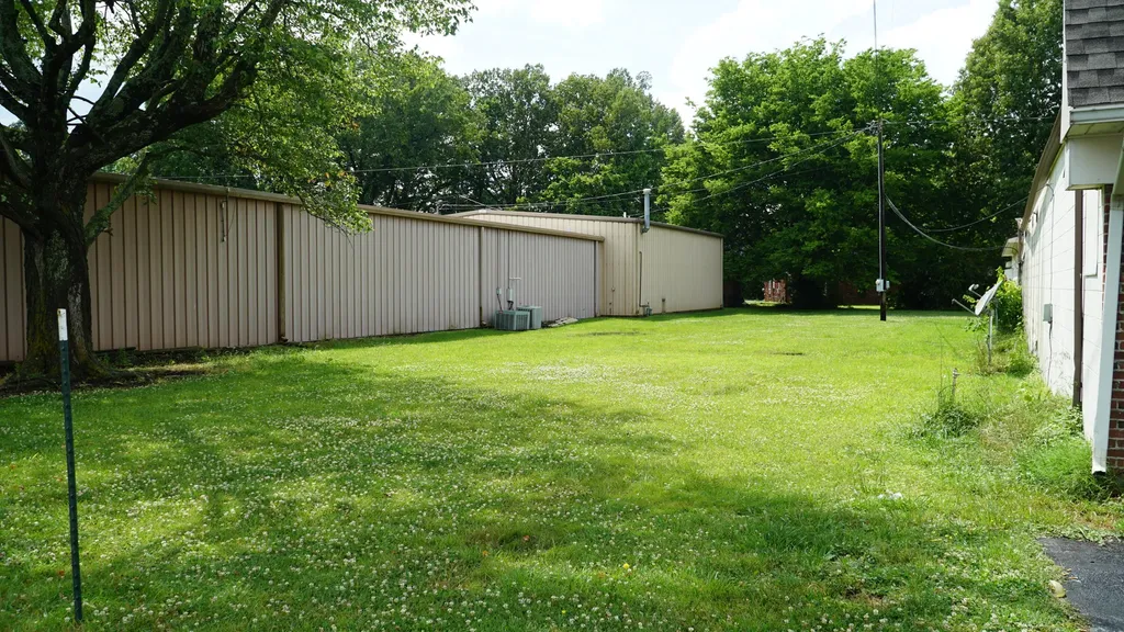 320 Main Street Benton KY 42025