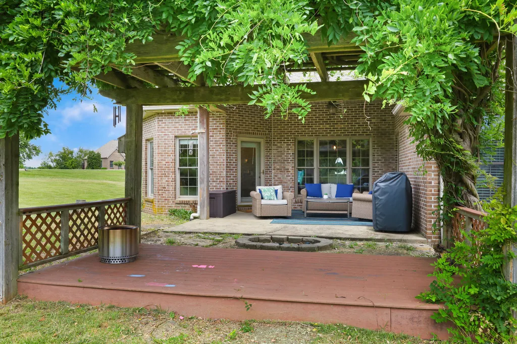 306 Sapphire Court Mt Sterling KY 40353