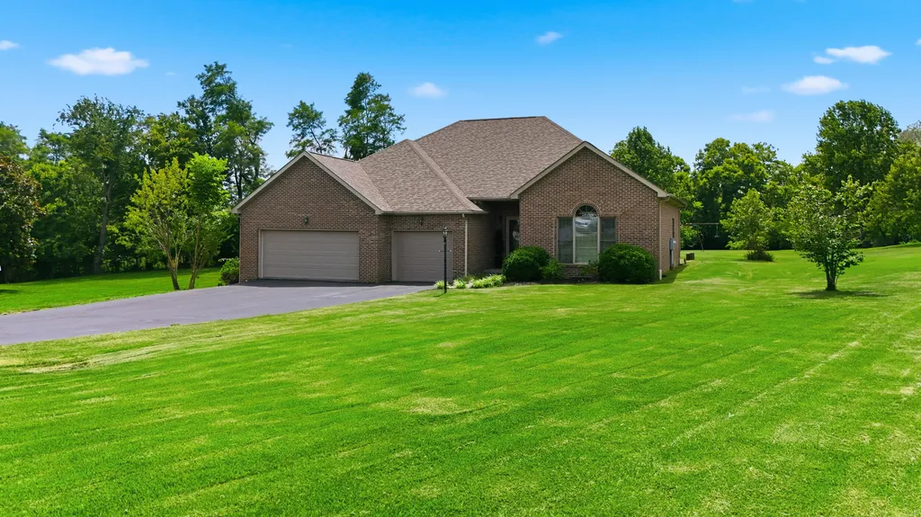 306 Sapphire Court Mt Sterling KY 40353