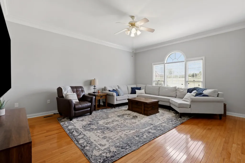 306 Sapphire Court Mt Sterling KY 40353