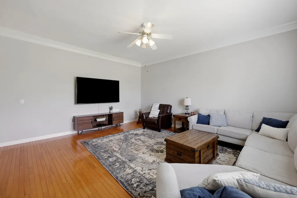 306 Sapphire Court Mt Sterling KY 40353